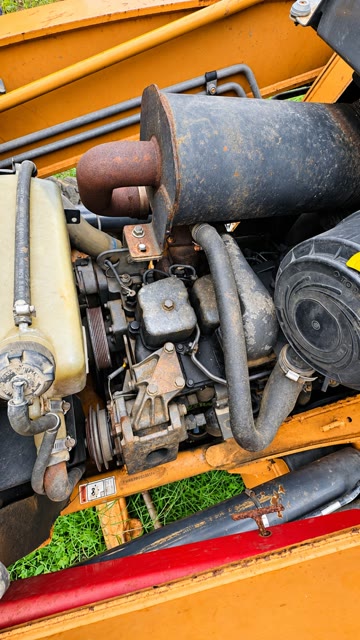 Motor de la CASE 580N, vista lateral