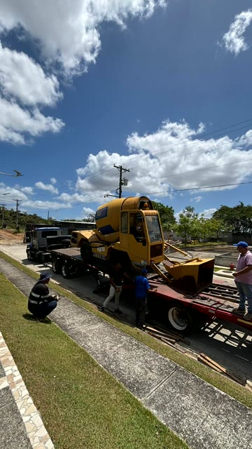 Equipo JPL asegurando la Carmix para el viaje