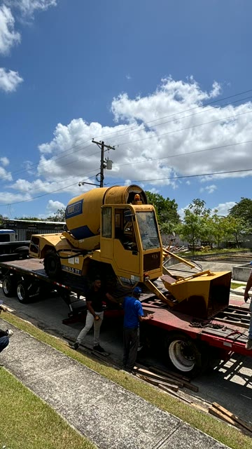 Amarre de la Carmix sobre el tráiler